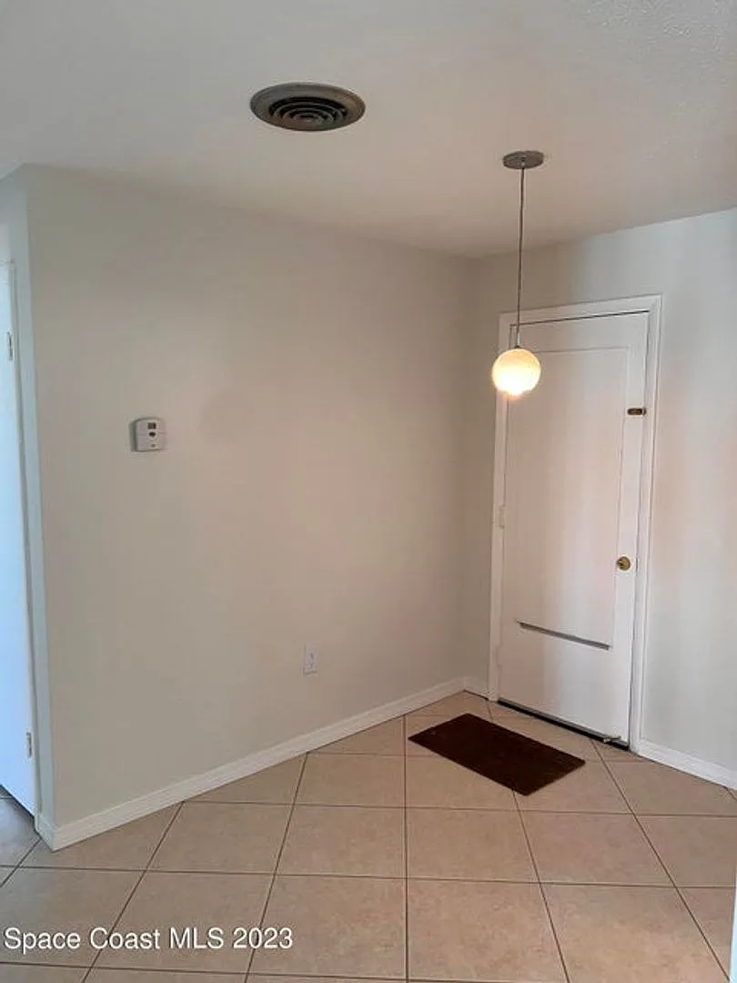 CC Condo — Photo 4