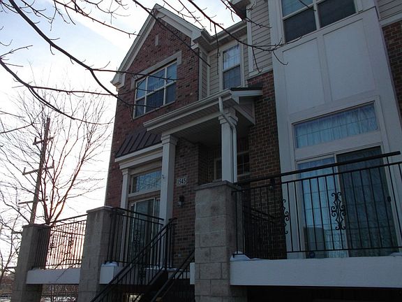 2nd image of 1545 Lakeridge Ct