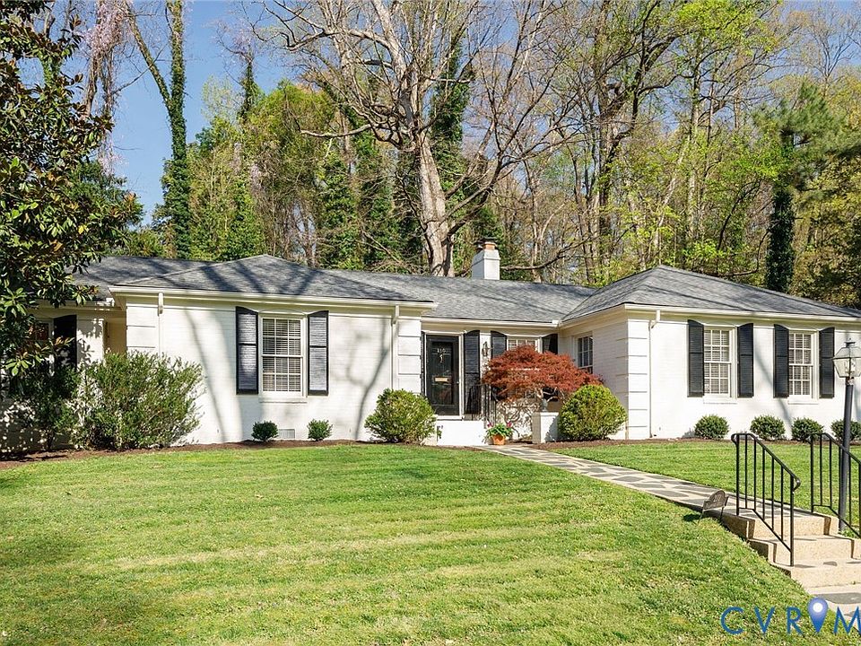 1st image of 210 Hillwood Ave