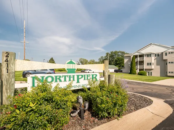 2411 Lake Ave, Muskegon, MI 49445