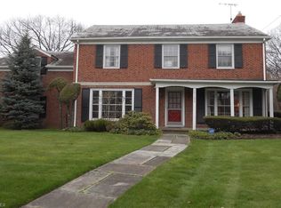 21490 Claythorne Rd, Shaker Heights, OH 44122