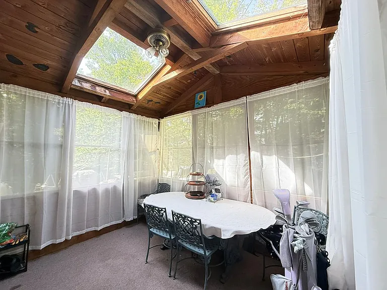 1140 Country Place Dr — Photo 25