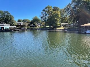 15916 Henry Ln, Huntersville, NC 28078