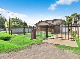 939 Glen Ave, Houston, TX 77088