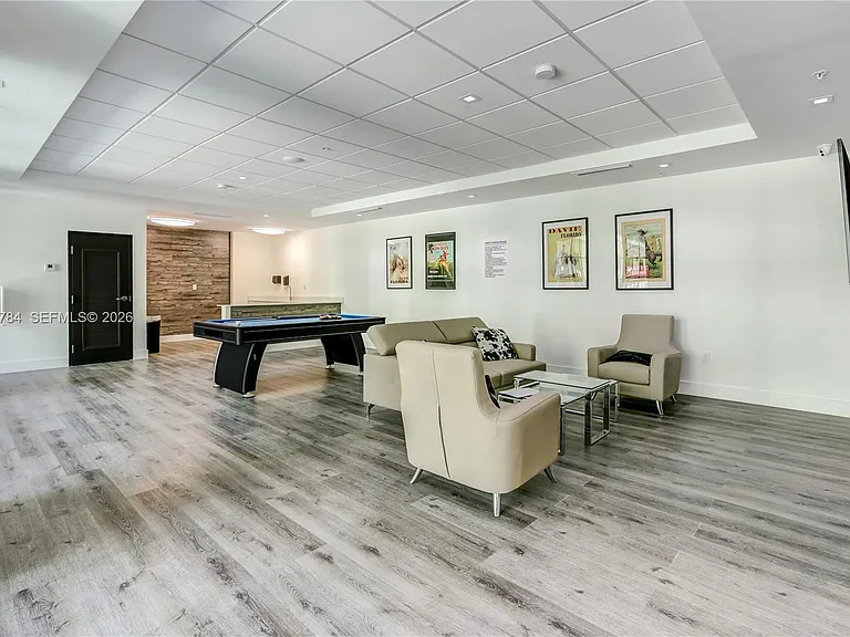 4100 Davie Rd #205 — Photo 4