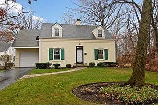 1670 Huntington Ln photo 1