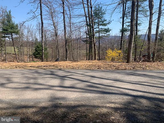 4th image of 699 Meadow Mountain Dr