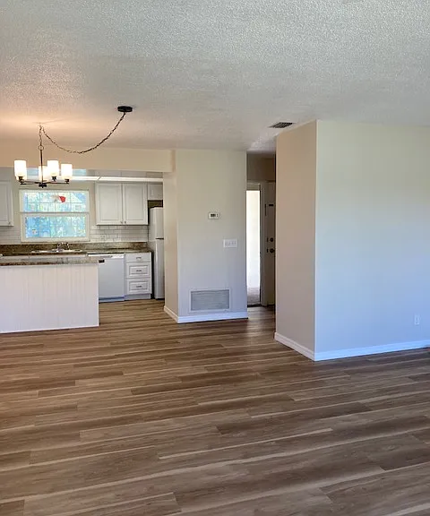 55 Country Club Dr #55 — Photo 10