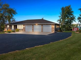 5261 Finger Rd, Green Bay, WI 54311