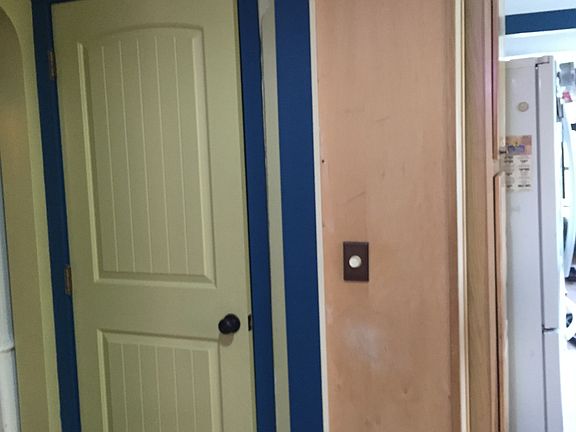 2nd image of 4108 Hunsberger Ave NE