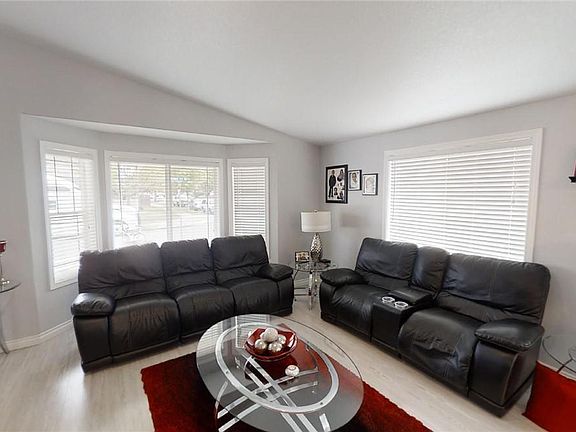 3rd image of 3321 Kona St NE