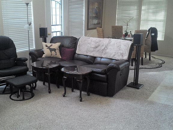 3rd image of 1013 Meadowbridge Dr