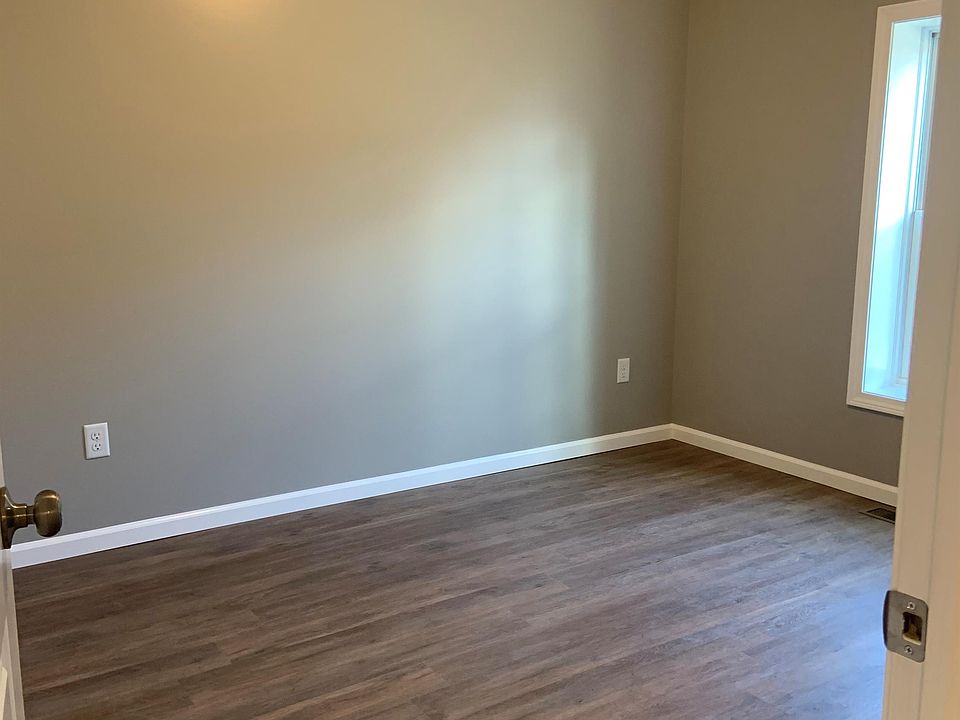 63 South Main Street Apt. 3 Bedroom 1