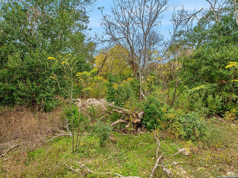 1st image of 8222 Country Lane Ct
