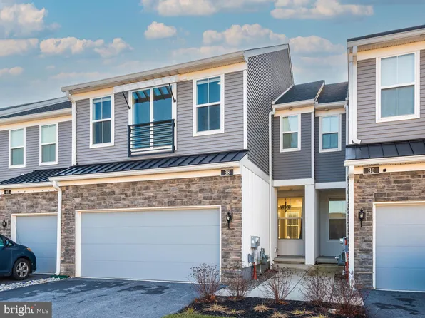 38 Sassafras Ln, Chester Springs, PA 19425