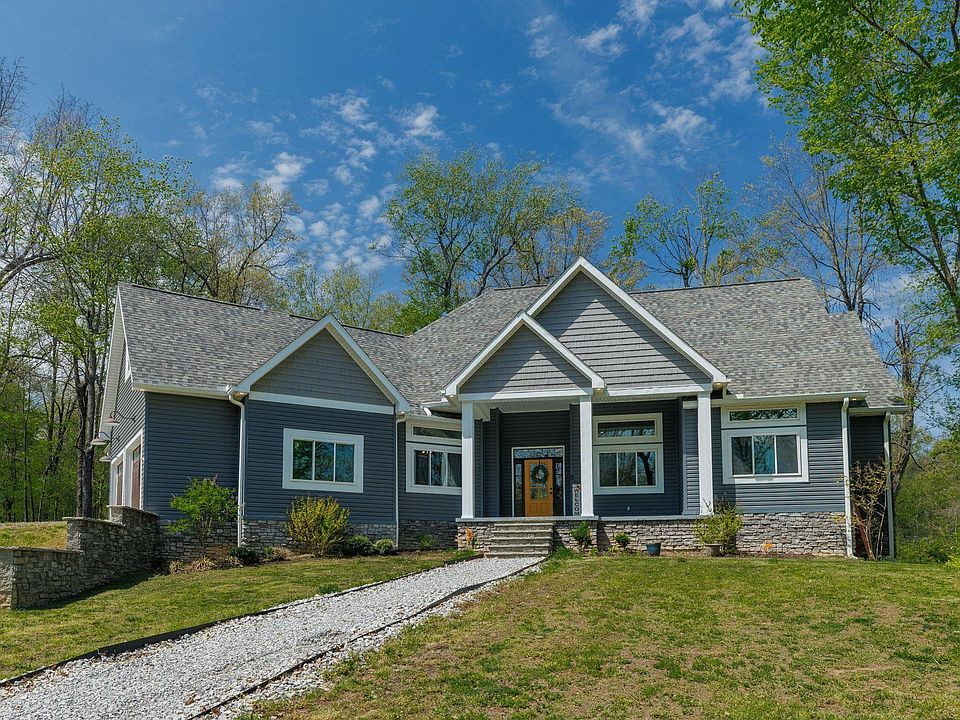1st image of 171 Young Rd