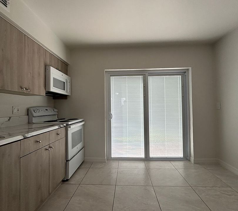 1st image of 3750 Lora St APT 2