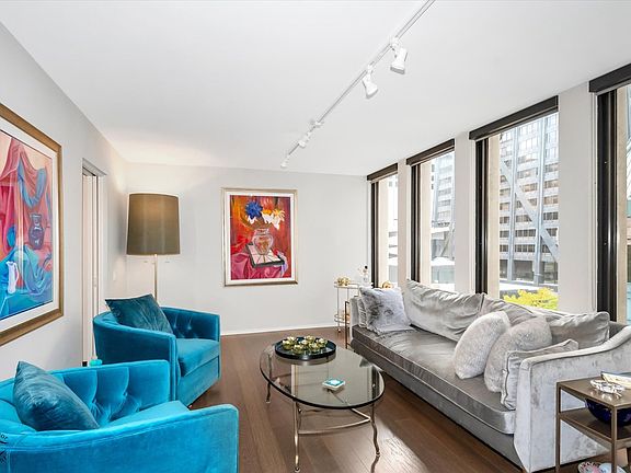 2nd image of 200 E Delaware Pl APT 5A