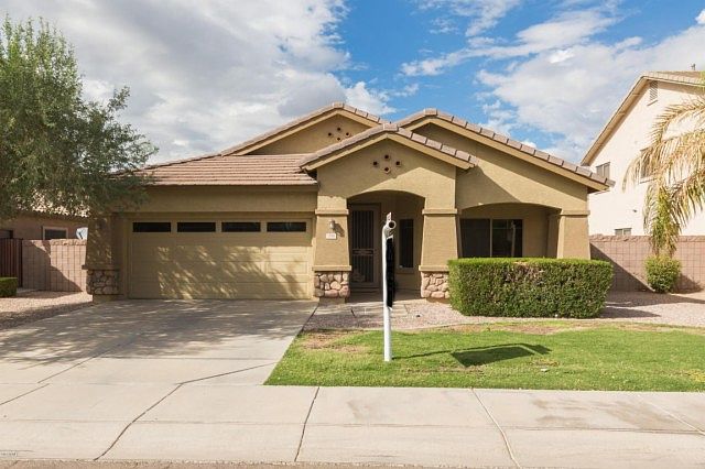 1st image of 1086 E Carob Dr