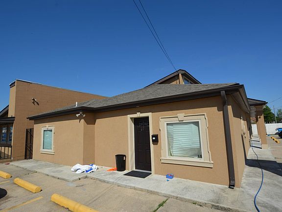 3rd image of 709 W Genie St