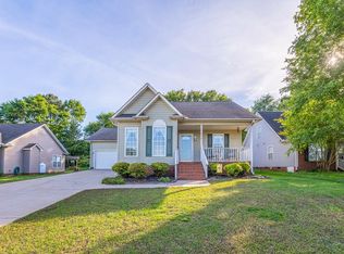 514 Plantation Creek Dr, Boiling Springs, SC 29316
