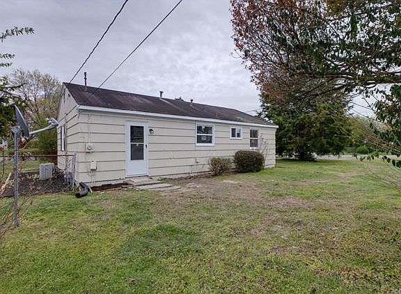 5th image of 2000 Beck Dr