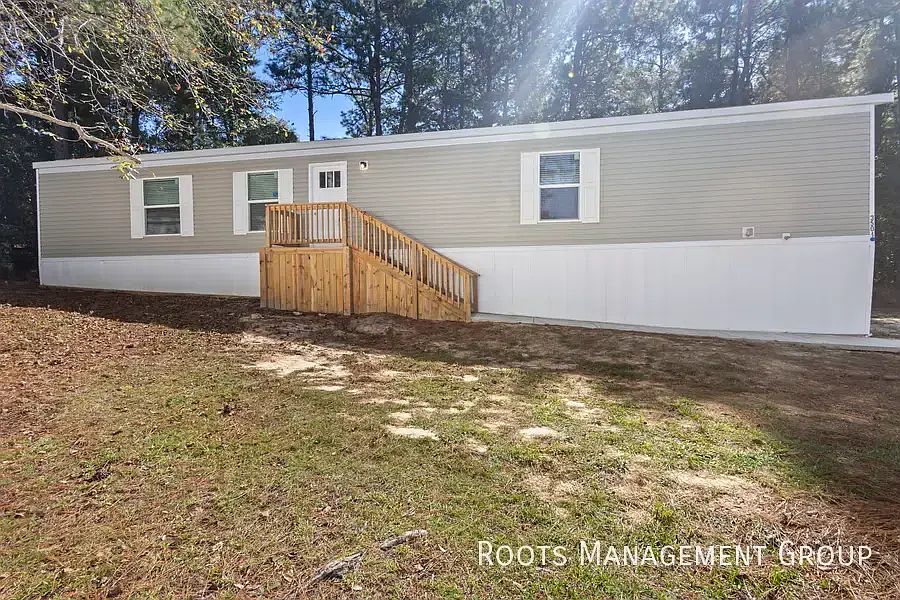 1st image of 3504 Vandora Dr #3504