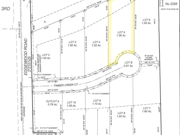 5 Timber Creek Ct, Hiawatha, IA 52233