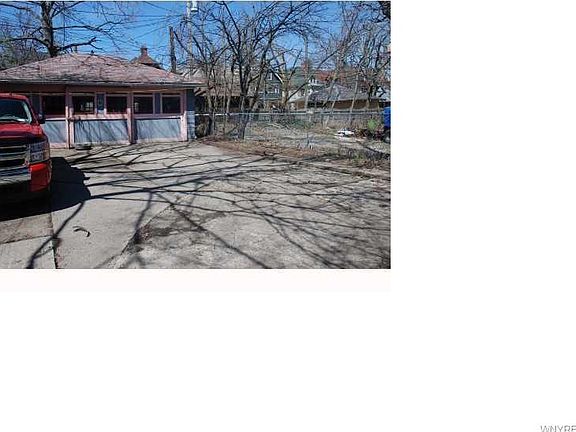 4th image of 874 Elmwood Ave