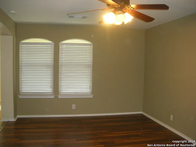 3 bed, 2.0 bath, 1212 sqft, $1,500 — Photo 4