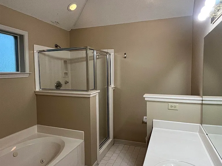 7276 Amberly Way Dr — Photo 12