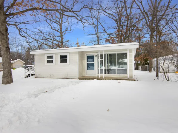 871 Kinross St, Traverse City, MI 49686
