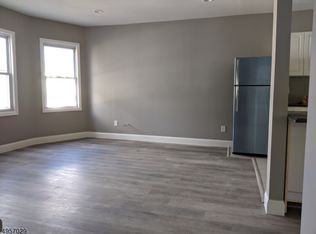 15 Olive St FLOOR 2, East Orange, NJ 07017