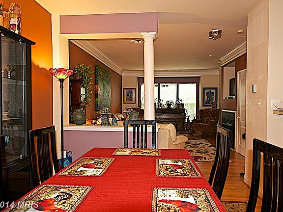 3rd image of 220 Redland Blvd