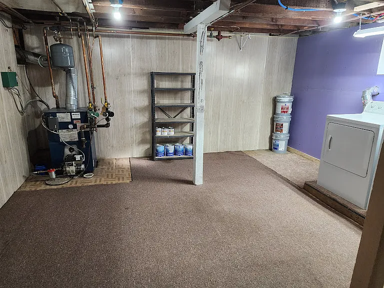 363 N Vine St — Photo 14