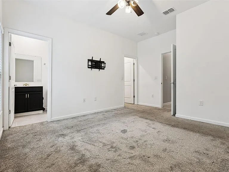 781 Taurus Ln — Photo 17