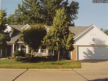 1st image of 237 Heather Ln #15