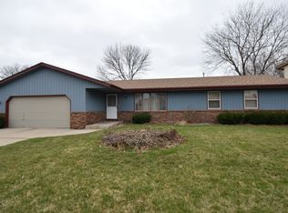 6835 S Ash St, Oak Creek, WI 53154