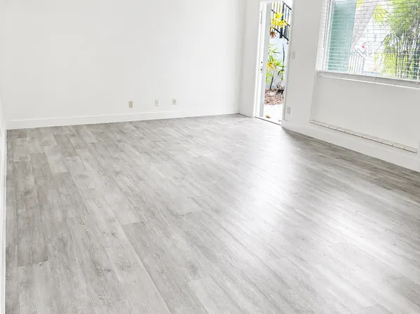 2837 NE 30th St APT 3, Fort Lauderdale, FL 33306