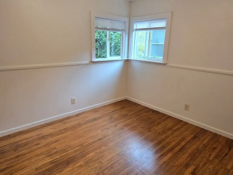 778 Litchfield Ave — Photo 8