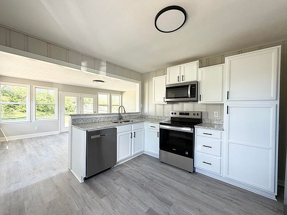 5th image of 8657 Durbin Ln