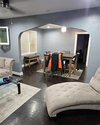 2nd image of 3003 Gary Dr