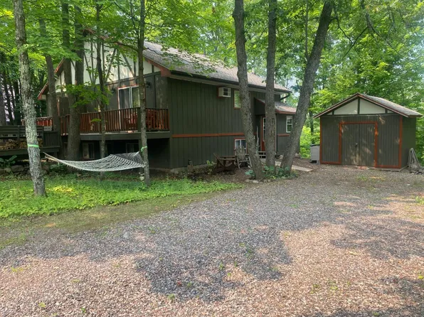6174 E Snow Strasse Ln, Bessemer, MI 49911