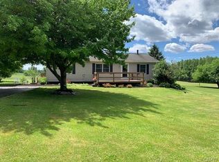 2518 Highbridge Rd, Weedsport, NY 13166