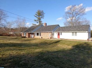 2015 Valley Rd, Newtown Square, PA 19073