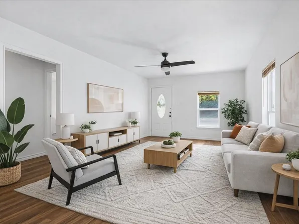 7933 Elwood St, Houston, TX 77012