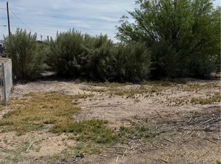 10574 S Tropics Rd, Mohave Valley, AZ 86440