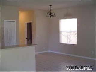 4th image of 5220 Isabelle Ave
