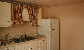 2nd image of 139 E Mill St APT 1