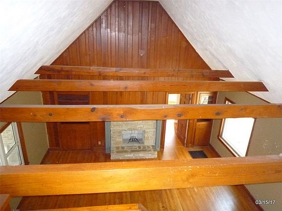 5th image of 703 N 10th St